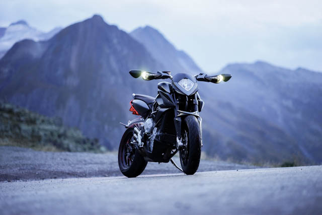 Rivale800