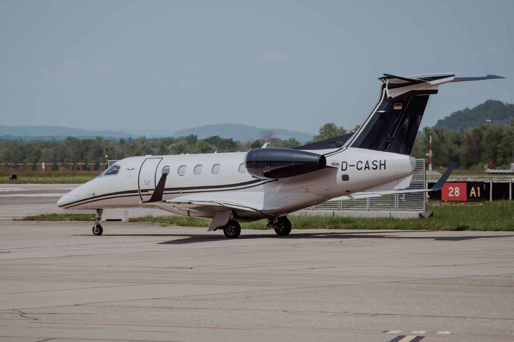 D-CASH — Embraer Phenom 300, 2023