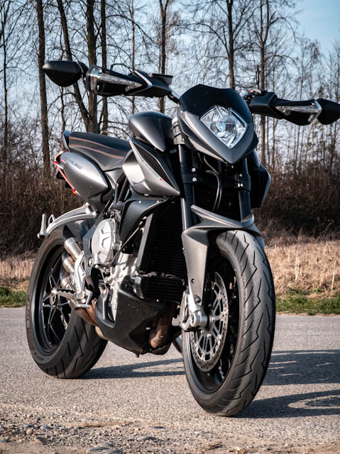 Rivale800