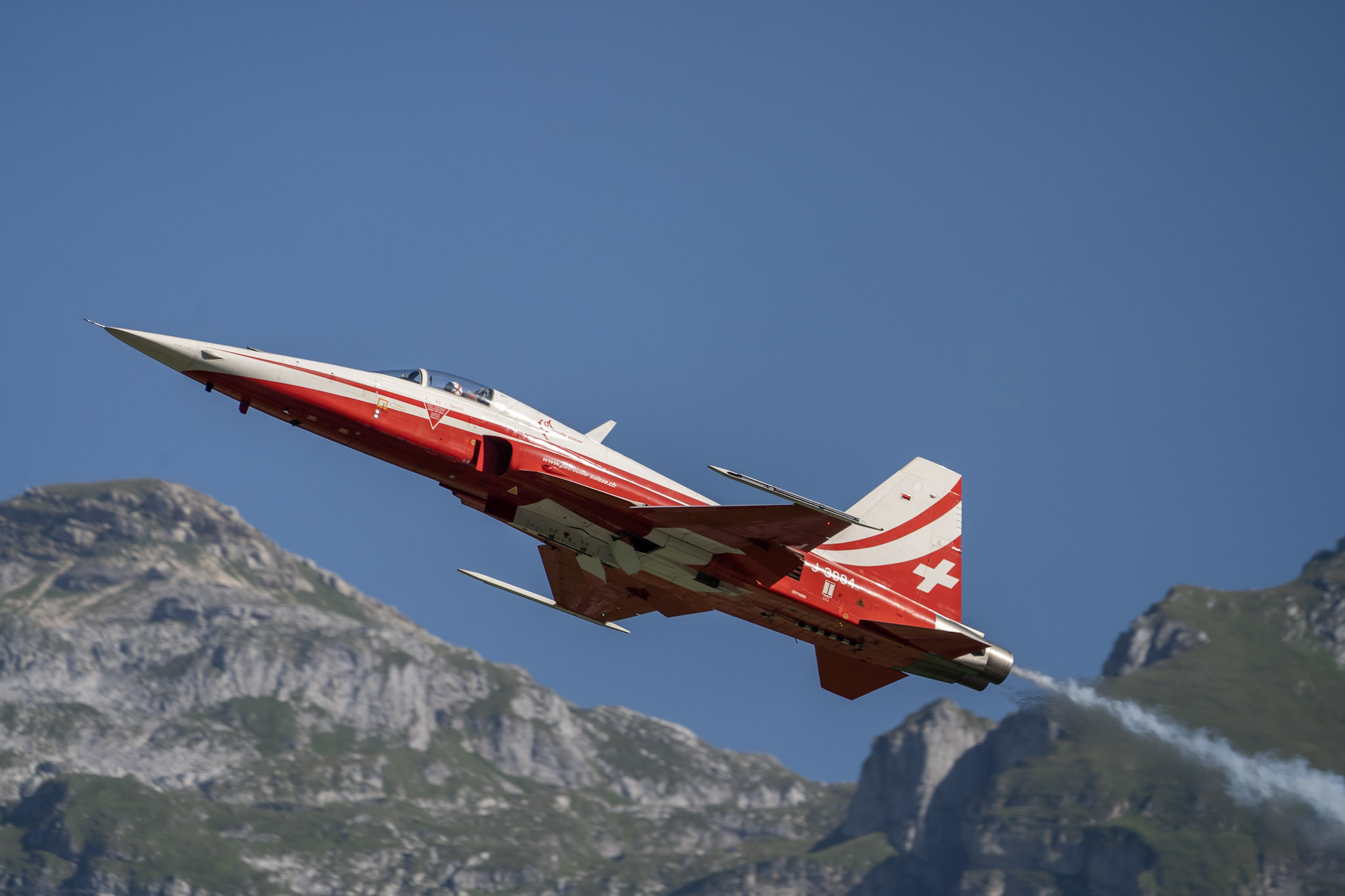 J-3084, 2023
