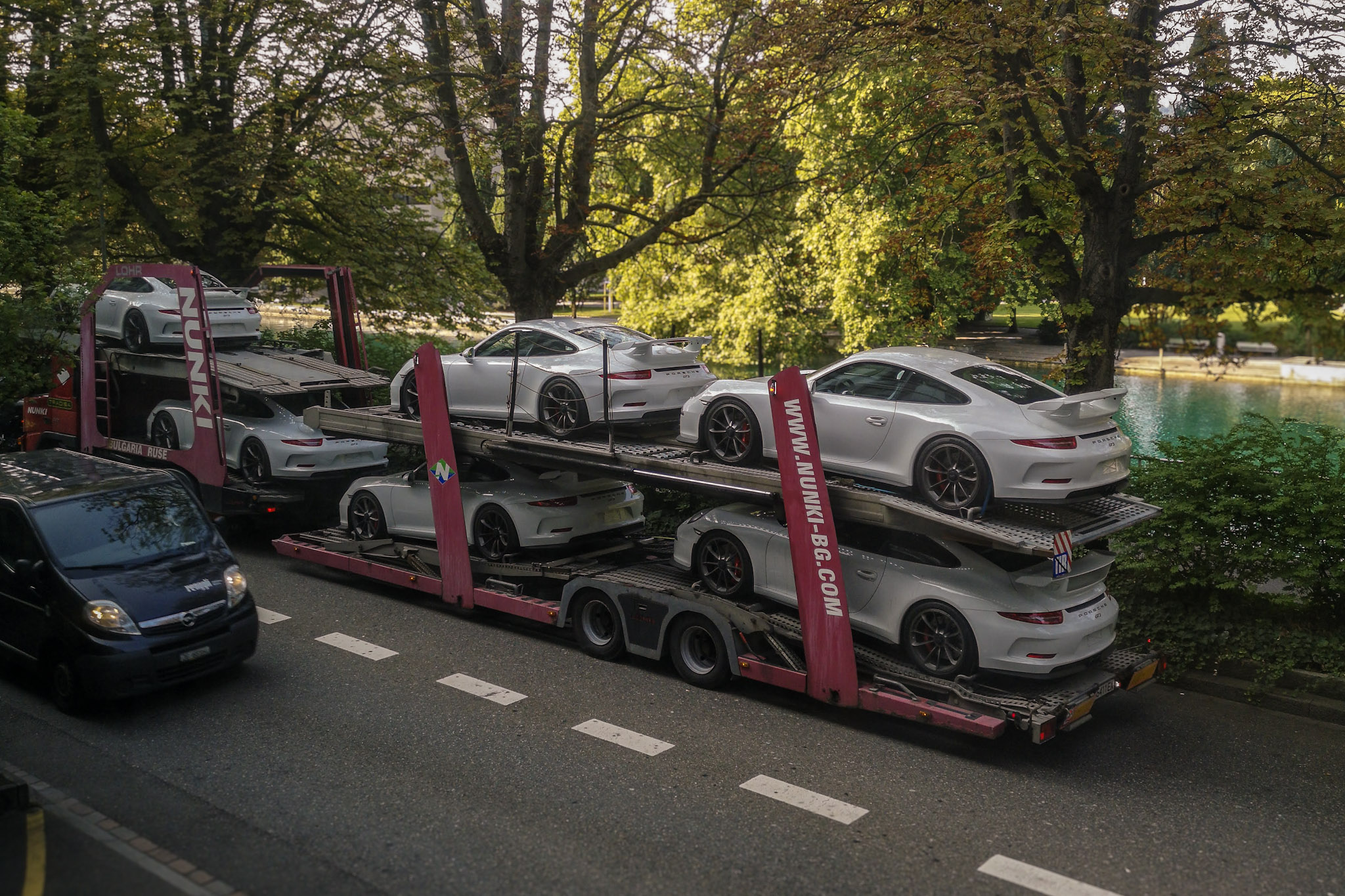911, 2018
